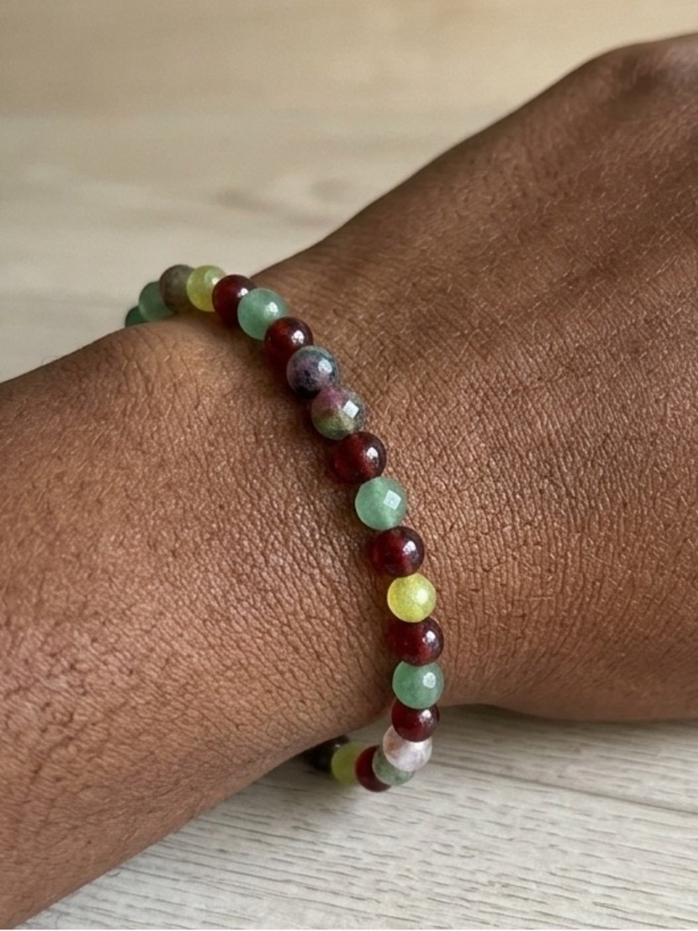 Handmade Indian Agate and Garnet Stone Stretch Bracelet Size 6